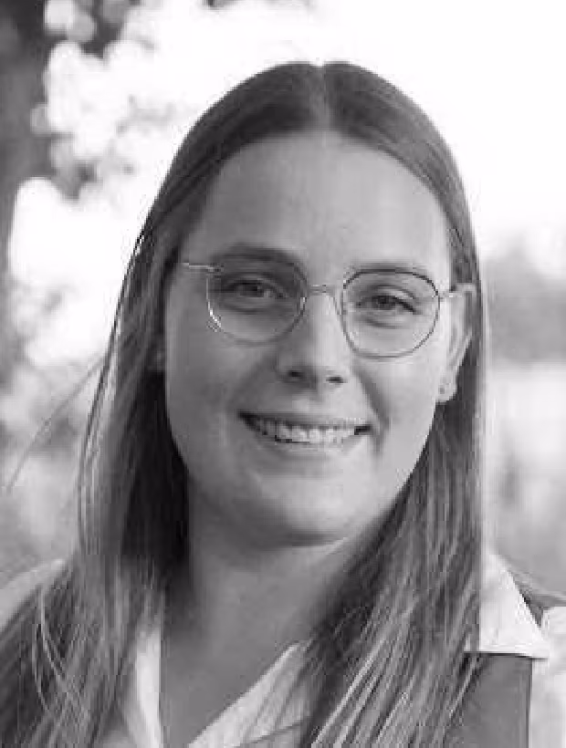 Julia Midden